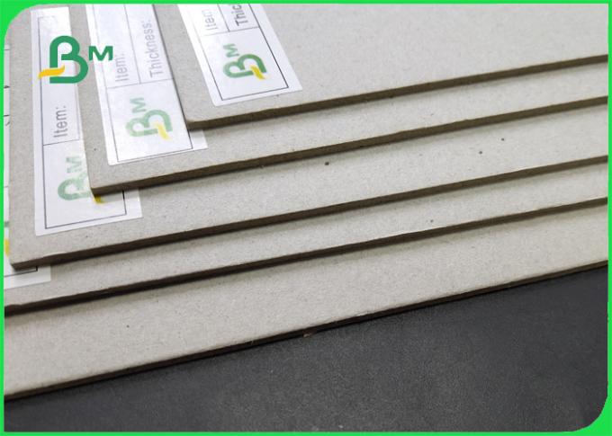 Макулатурный картон ФСК высокой гладкости серый аттестовал 1 до 4 ММ 70 * 100КМ для пакета