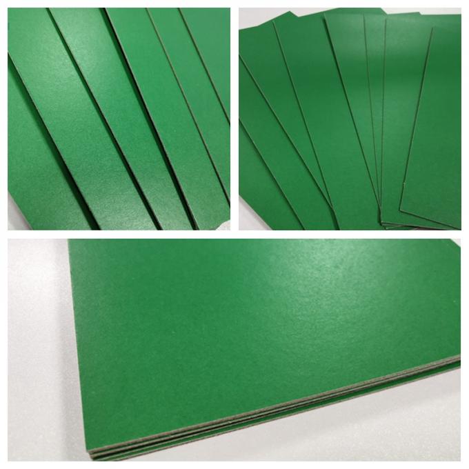Толщина 2ММ макулатурного картона зеленого цвета ААА ранга один бортовой серый цвет зеленого цвета одного бортовой