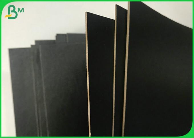 Повторно использованный пульпируйте черный картон 110gsm ремесла к листам упаковочной бумаги 350gsm