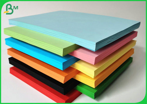 лист высокосортной бумаги черноты 200gr 230gr зеленый голубой покрашенный с 30 x 31inch