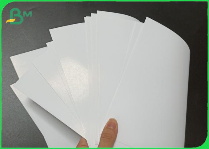 Белый ровный 130gsm лоснистый размер бумаги с покрытием A4 для печатания цифров