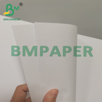 120 г Высокая белость Хорошая прочность Белая Kraft Paper Roll 889 мм Ширина