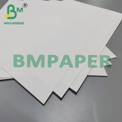 120 г Высокая белость Хорошая прочность Белая Kraft Paper Roll 889 мм Ширина