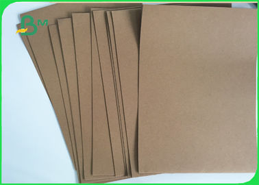 Ролл неотбеленной картонной картонной линейки Kraft Liner 126 г - 440 г