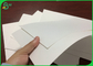 Поверхностная ровная белая бумага Woodfree для делать тетрадь и словарь